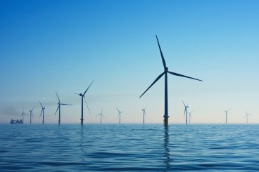 Phát triển điện gió ngoài khơi vẫn khó… do thiếu hành lang pháp lý